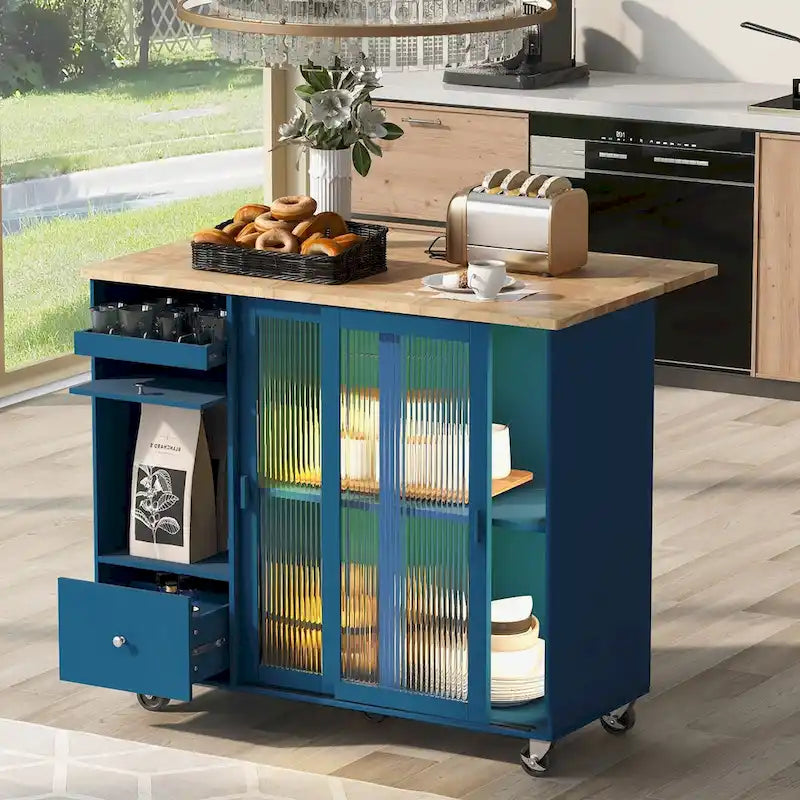 Isola da cucina con piano a ribalta e luce LED